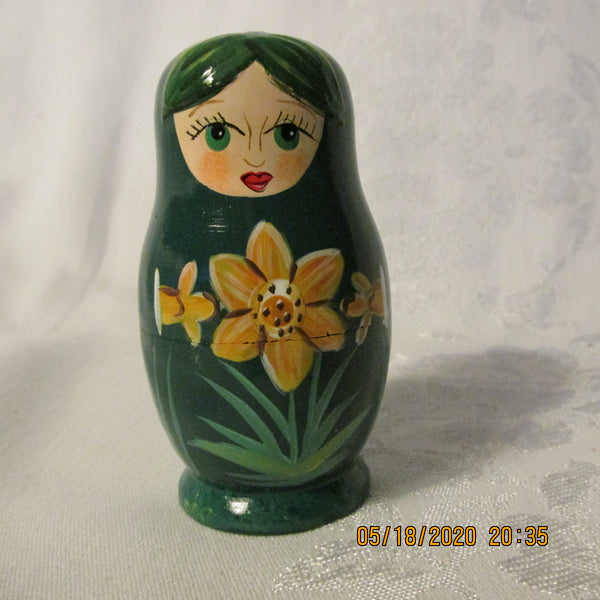 5 Pce. (Matryoshka Nesting Dolls)