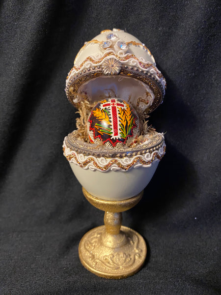 Hand Painted Egg in Fancy Pedestal Egg Box